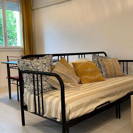 Spacieux T2 Climatise - Pres Du Centre Ville Ναρμπόν Εξωτερικό φωτογραφία